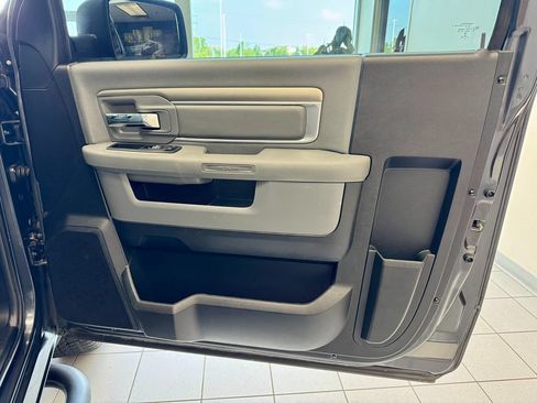 Used 2013 RAM 1500 Express RWD image 13