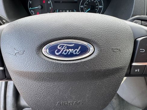Used 2022 Ford Transit 250 Low Roof AWD image 33