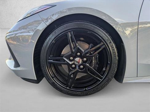 Used 2025 Chevrolet Corvette Stingray Premium Conv w/ 3LT RWD image 13
