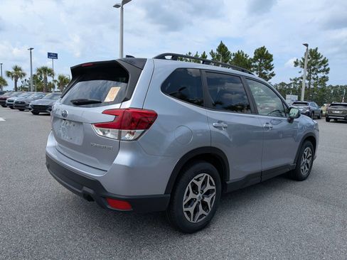 Certified 2024 Subaru Forester Premium AWD/4WD image 4