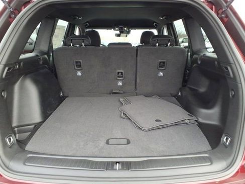 New 2026 Jeep Grand Cherokee Laredo image 19