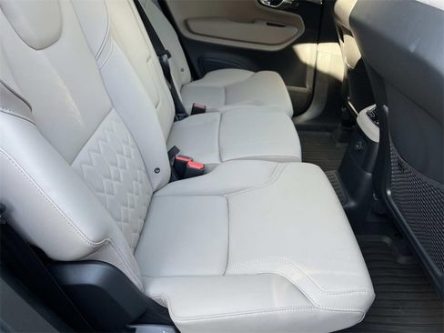 Used 2025 Volvo XC90 T8 Plus w/ Protection Package Premier image 22