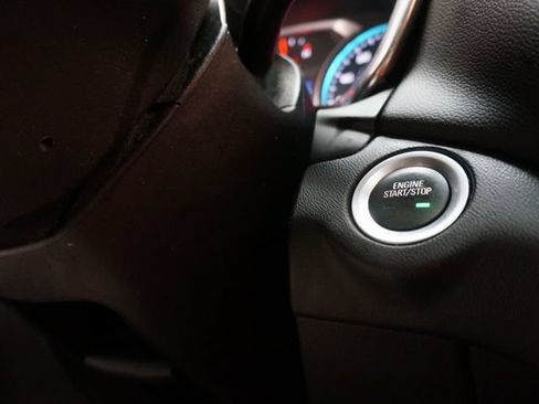 Used 2021 Chevrolet Equinox LT AWD/4WD image 26