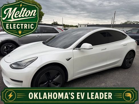 Used 2020 Tesla Model 3 Standard Range RWD image 1