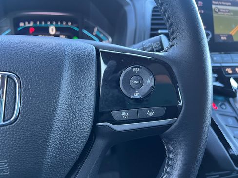 Used 2023 Honda Odyssey Touring image 23