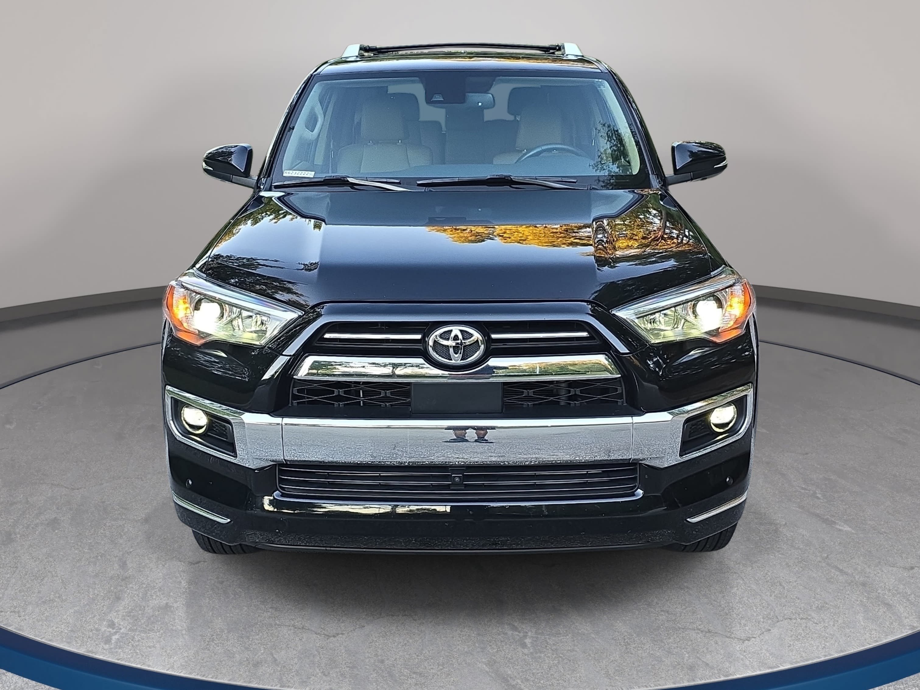 Used 2024 Toyota 4Runner Limited AWD/4WD image 2