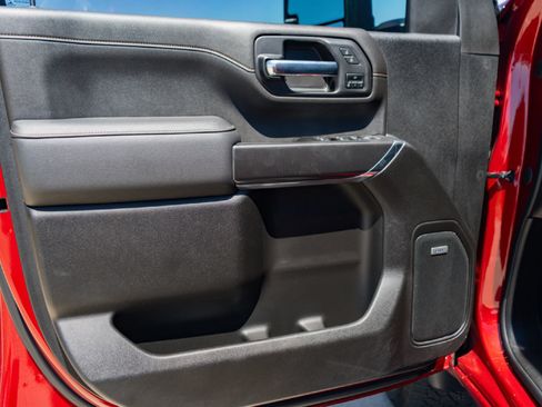 Used 2022 GMC Sierra 2500 AT4 w/ AT4 Premium Plus Package AWD/4WD image 20