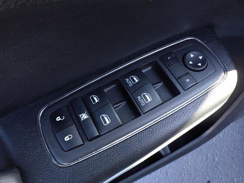 Certified 2023 Chrysler 300 S w/ Comfort Group image 42