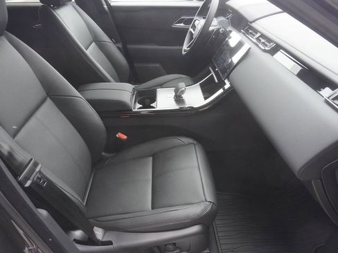 New 2026 Land Rover Range Rover Velar Dynamic SE image 23