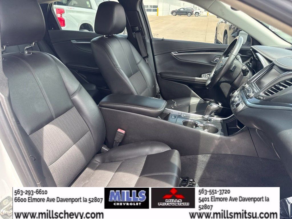 Used 2018 Chevrolet Impala LT w/ Sunroof and Spoiler Package FWD image 22