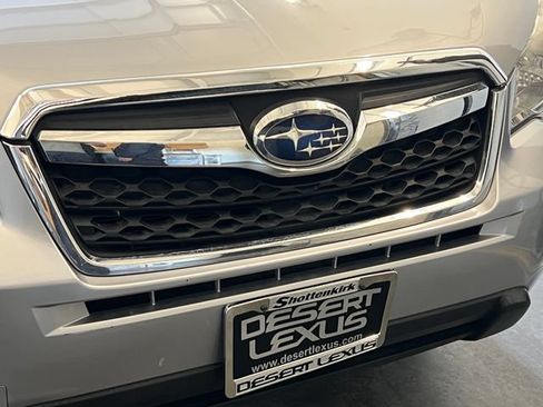 Used 2015 Subaru Forester 2.5i Premium w/ All-Weather Package AWD/4WD image 17
