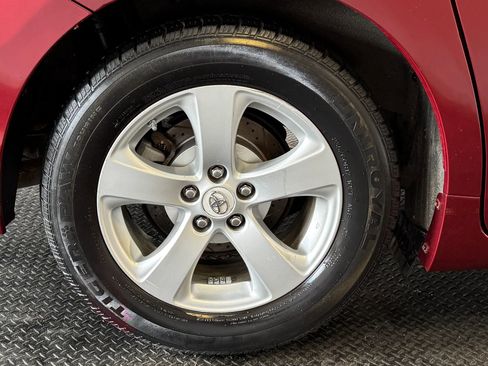 Used 2011 Toyota Sienna LE FWD image 7