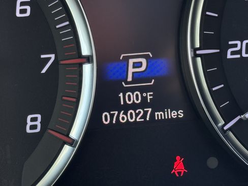 Used 2020 Acura MDX SH-AWD image 2