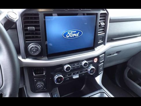Used 2024 Ford F150 XLT w/ Mobile Office Package image 9