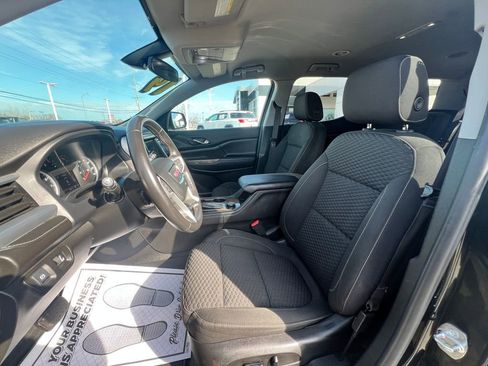 Used 2019 GMC Acadia SLE w/ Driver Alert Package I image 17