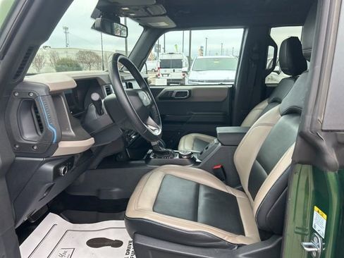 Used 2024 Ford Bronco Wildtrak image 13