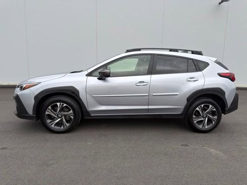 Used 2024 Subaru Crosstrek 2.0i Premium AWD/4WD image 9