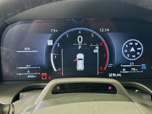 Used 2025 Lexus GX 550 w/ Accessory Package (2T) image 12