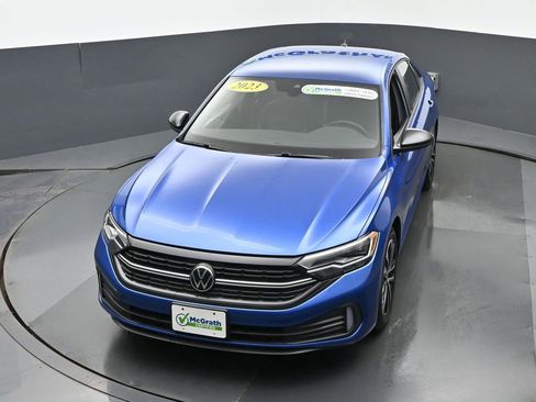 Used 2023 Volkswagen Jetta Sport image 25