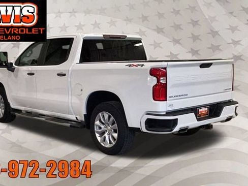 Used 2021 Chevrolet Silverado 1500 Custom w/ Custom Max Trailering Package AWD/4WD image 4