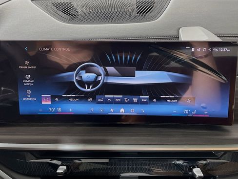 New 2026 BMW X5 xDrive40i w/ M Sport Package image 18