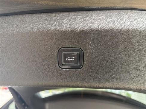 Used 2022 Buick Enclave Essence w/ LPO, Floor Liner Package image 24
