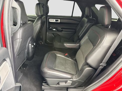 Used 2022 Ford Explorer ST-Line RWD image 20