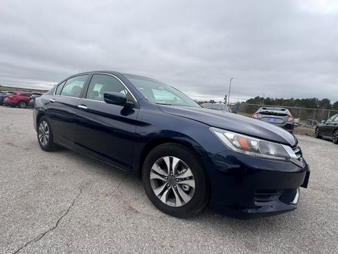 Used 2013 Honda Accord LX image 3