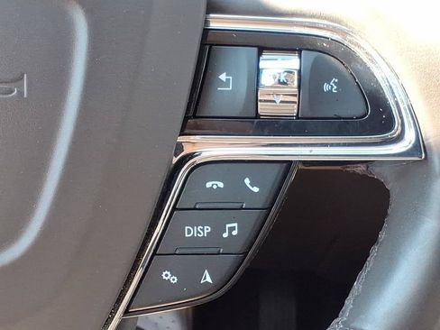 Used 2023 Lincoln Nautilus Reserve AWD/4WD image 22
