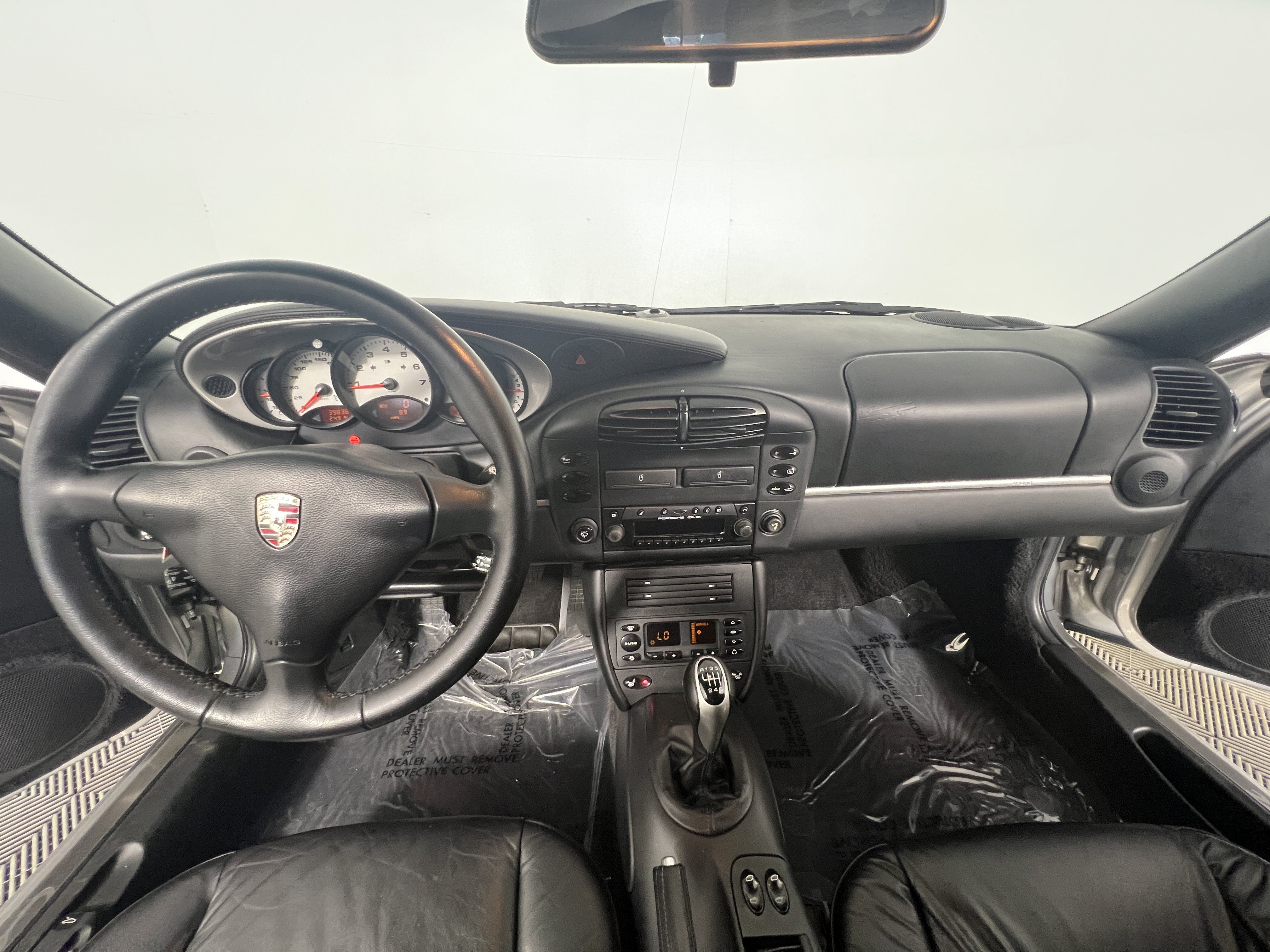 Used 2001 Porsche 911 Cabriolet image 11