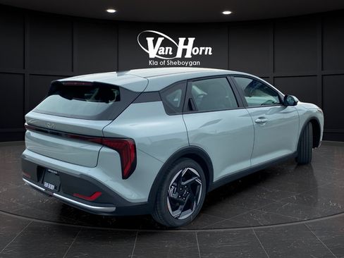 New 2026 Kia K4 EX FWD image 8