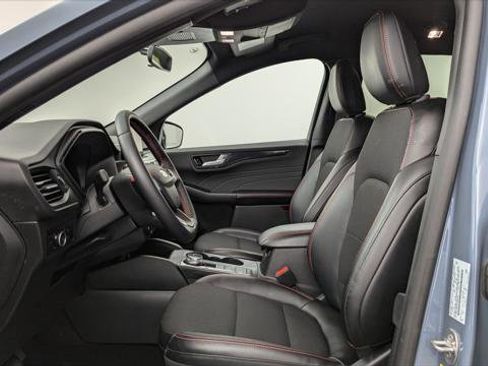 Used 2025 Ford Escape ST-Line Select image 13