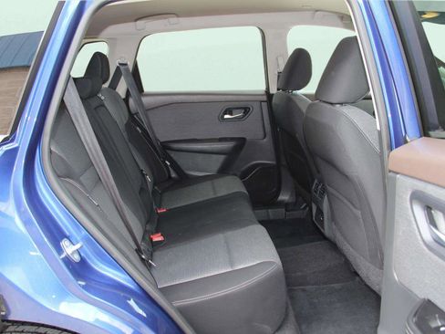 Used 2022 Nissan Rogue SV AWD/4WD image 26