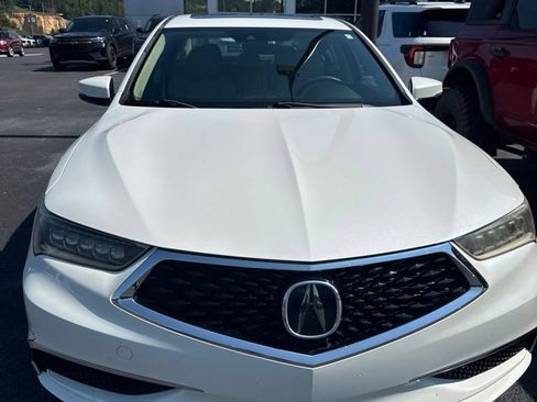 Used 2018 Acura TLX FWD image 3