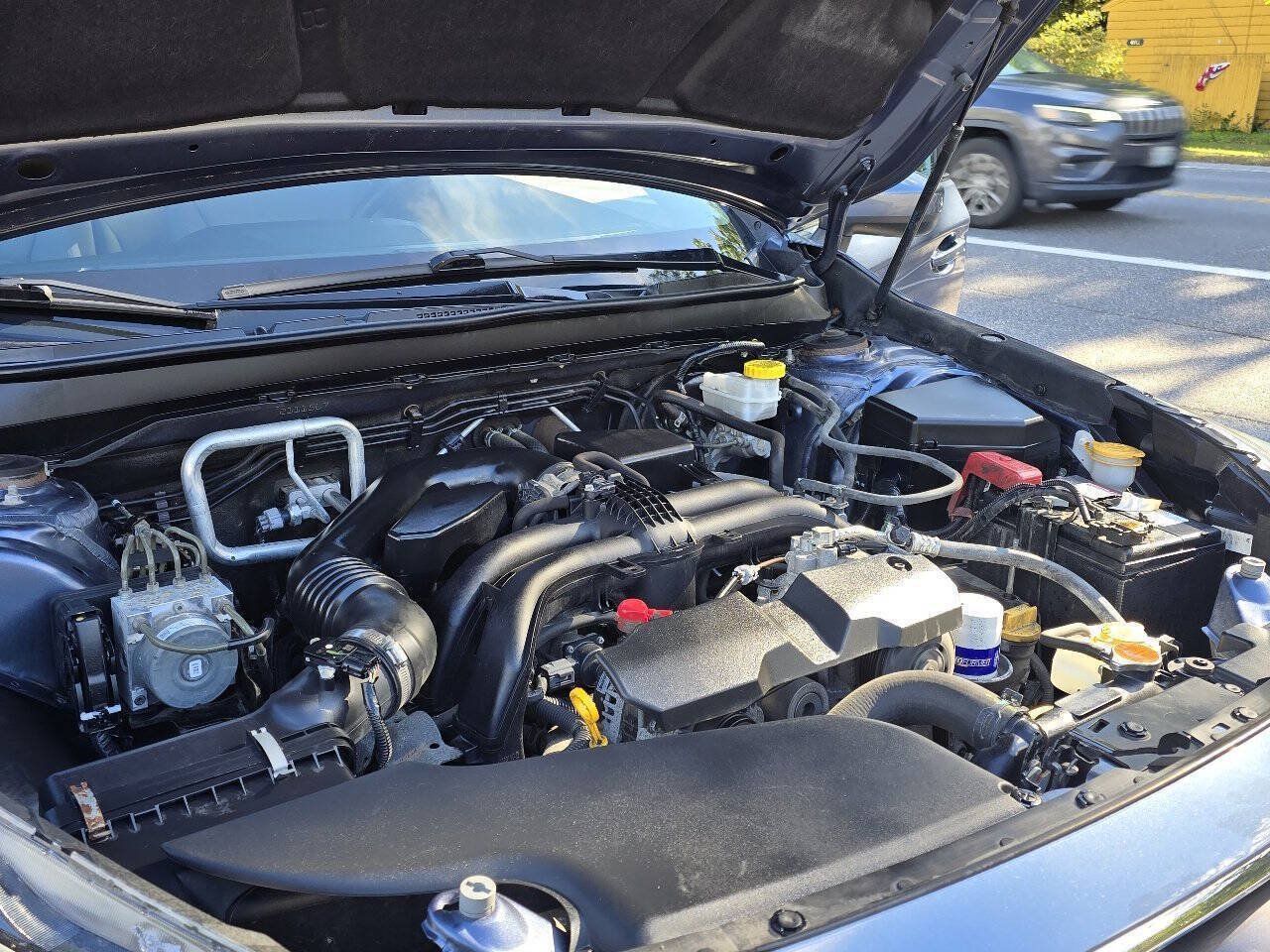 Used 2018 Subaru Outback 2.5i Premium AWD/4WD image 28