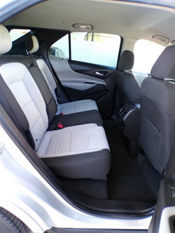Used 2018 Chevrolet Equinox LS FWD image 22