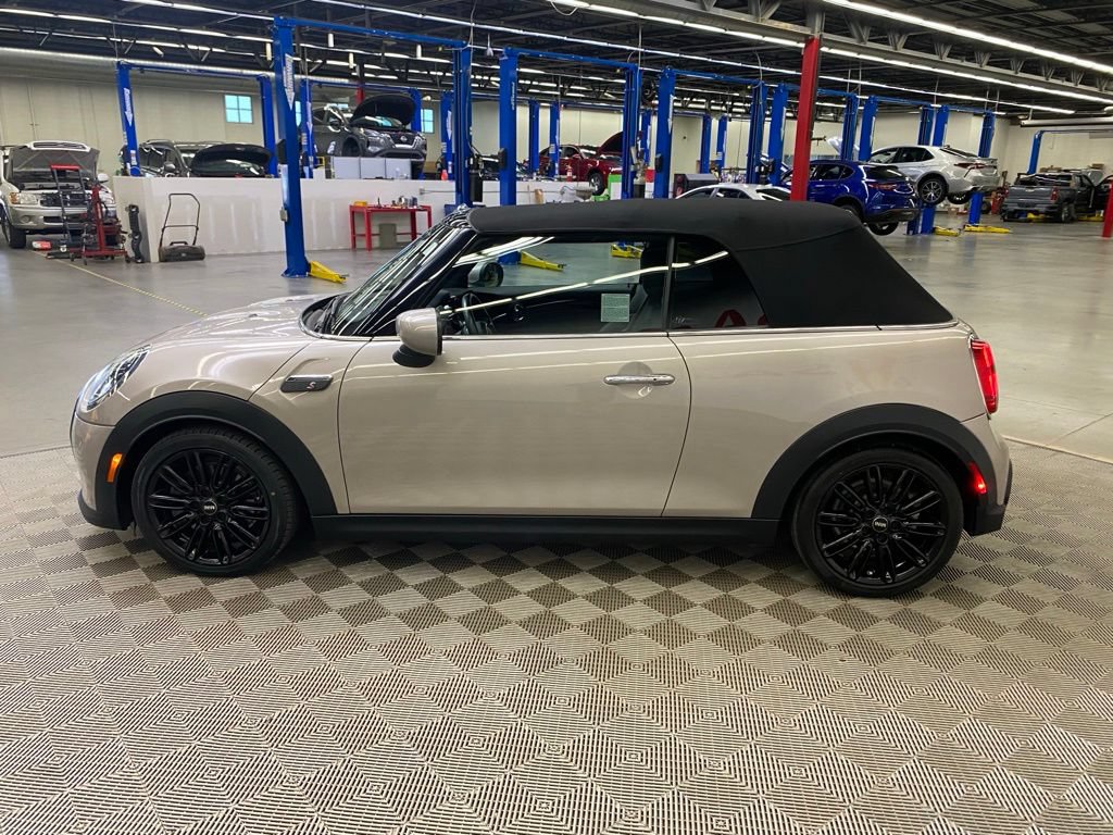 Used 2024 MINI Cooper S FWD image 6