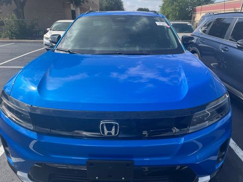 Used 2024 Honda Prologue Touring image 2