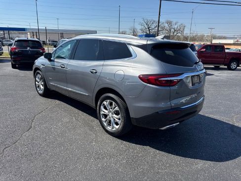 Used 2019 Buick Enclave Avenir w/ Avenir Technology Package image 4