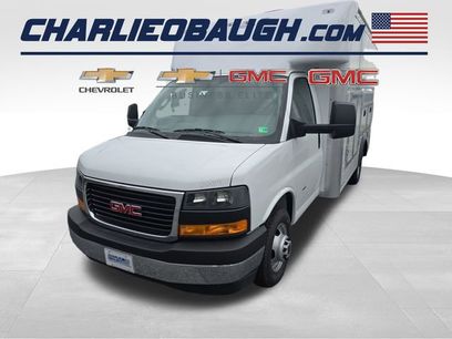 New 2025 GMC Savana 3500 w/ Power Convenience Package