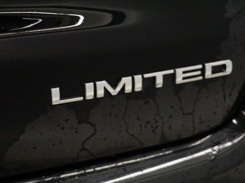 Used 2019 Jeep Compass Limited image 16