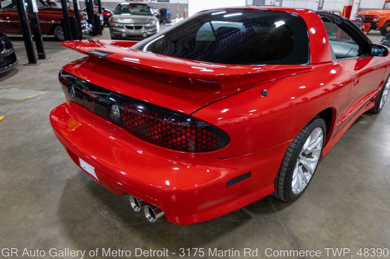Used 1998 Pontiac Firebird Formula w/ Security Pkg RWD image 16