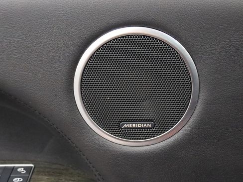 Used 2017 Land Rover Range Rover Sport SE image 62