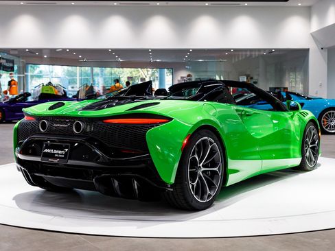 New 2026 McLaren Artura Spider image 29