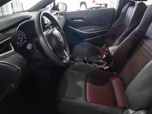 Used 2025 Toyota Corolla SE FWD image 12