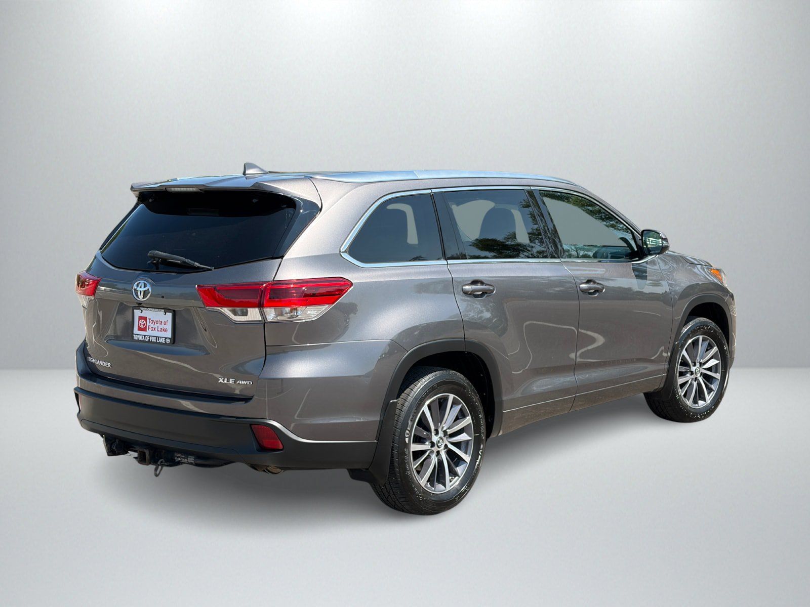 Used 2017 Toyota Highlander XLE AWD/4WD image 5