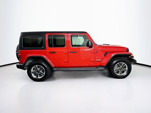 Used 2021 Jeep Wrangler Unlimited Sahara AWD/4WD image 10
