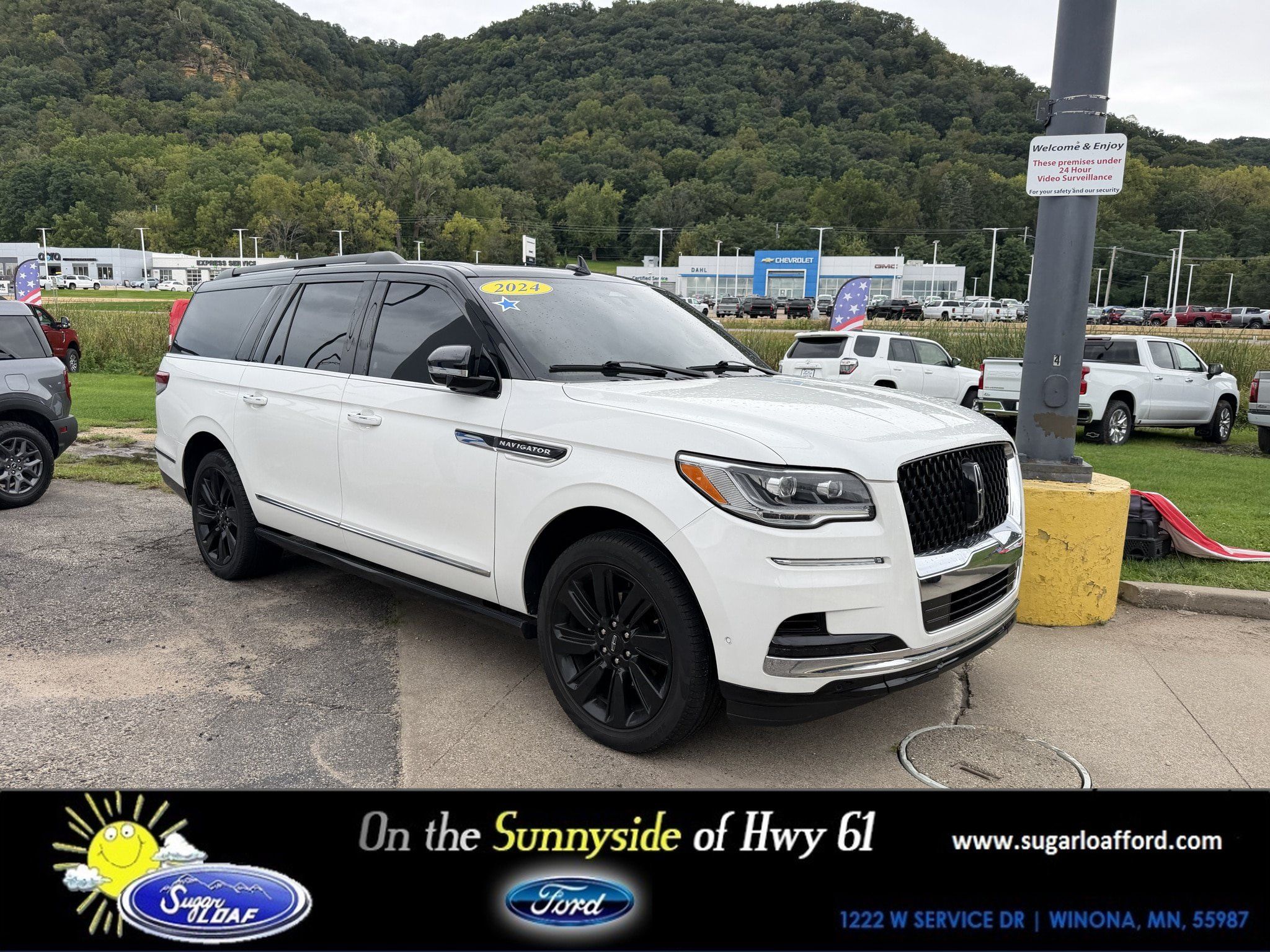 Used 2024 Lincoln Navigator L Black Label AWD/4WD image 1