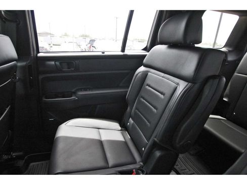Used 2025 Hyundai Santa Fe Calligraphy AWD/4WD image 9