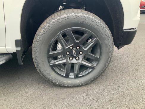 New 2026 Chevrolet Silverado 1500 LT Trail Boss w/ LT Trail Boss Premium Package image 9